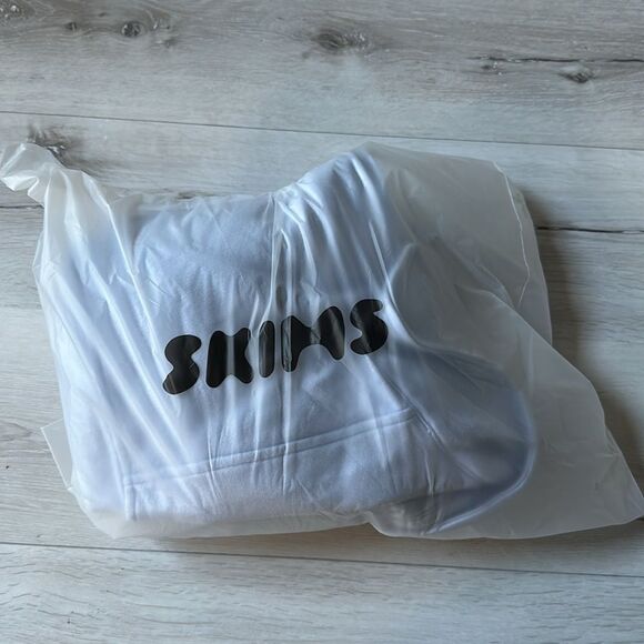 BOGO SKIMS Light Blue Long Sleeve Jacket - Picture 2 of 8